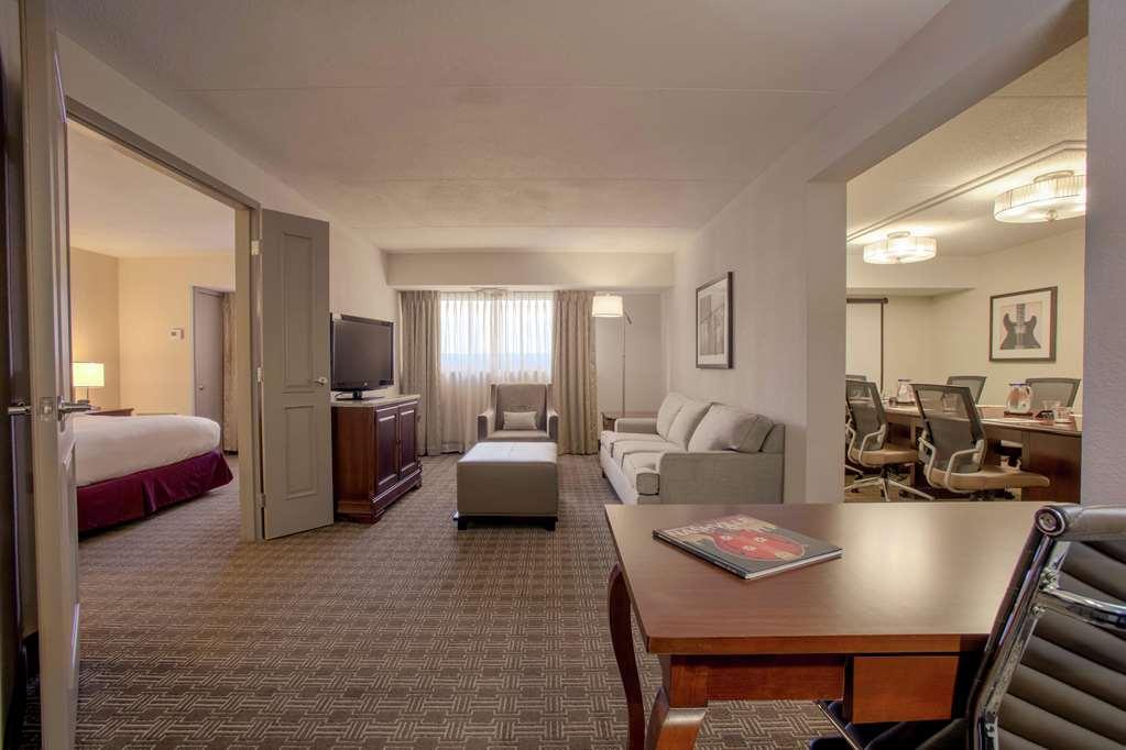 Doubletree Suites By Hilton Nashville Airport Rom bilde