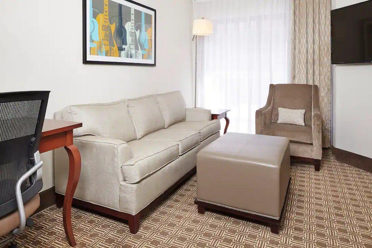 Doubletree Suites By Hilton Nashville Airport Eksteriør bilde