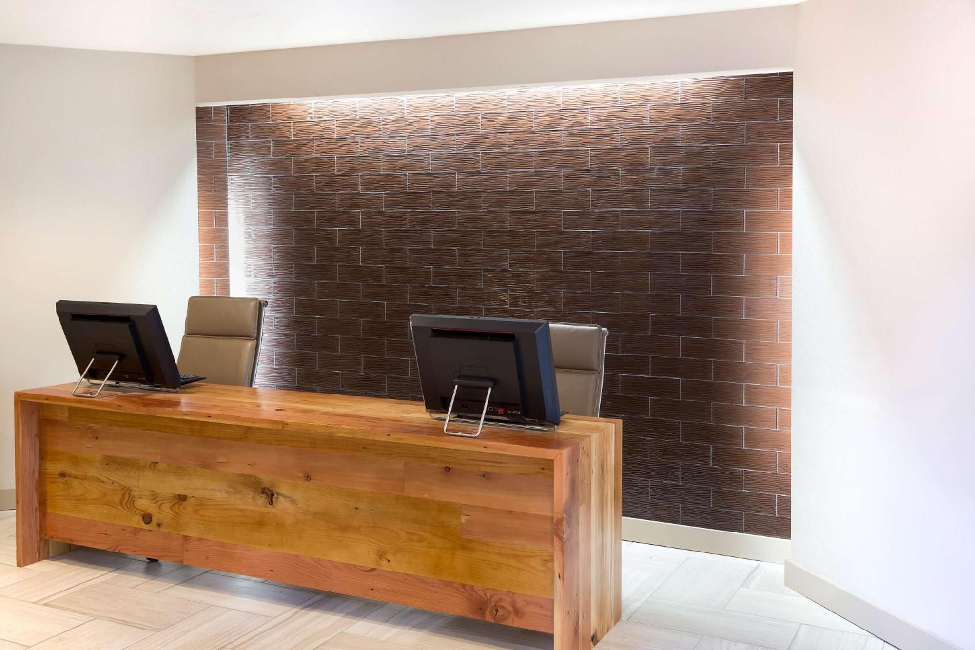 Doubletree Suites By Hilton Nashville Airport Eksteriør bilde
