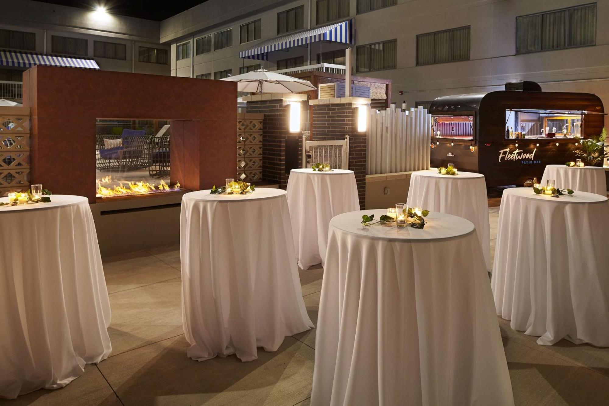 Doubletree Suites By Hilton Nashville Airport Eksteriør bilde