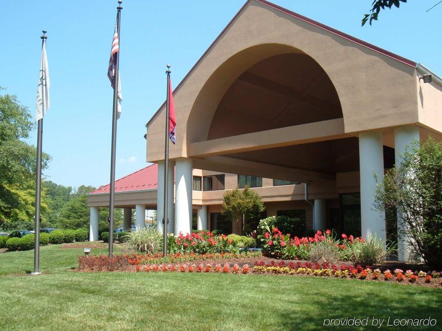 Doubletree Suites By Hilton Nashville Airport Eksteriør bilde